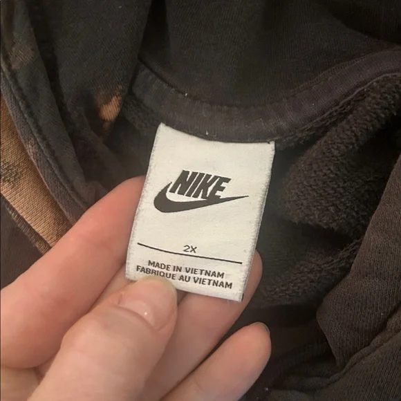 🫟Nike Black & Tan Tie-Dye Hoodie - Picture 6 of 6